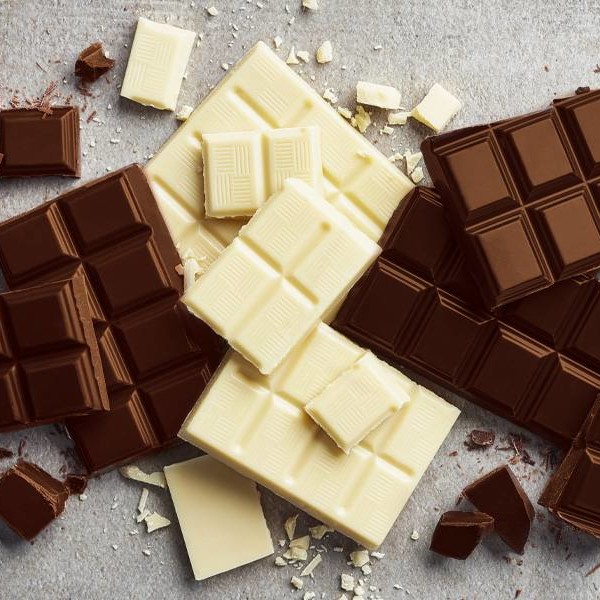 What’s the Difference Between White and Milk Chocolate?